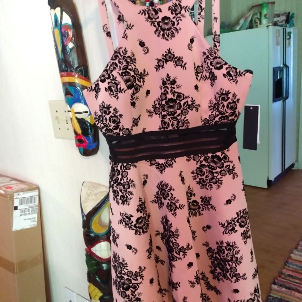 Dainty Daytime Dress